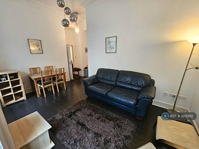 1 Bedroom Flat To Rent In Miller Street, Glasgow, G1