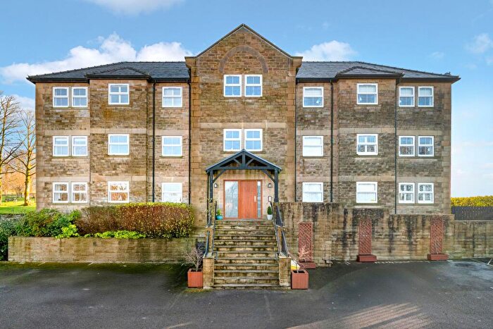 2 Bedroom Apartment For Sale In Wadham's Court, Crowthorn, BL7
