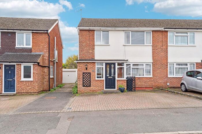 3 Bedroom Semi Detached House For Sale In Clare Road, Prestwood, HP16