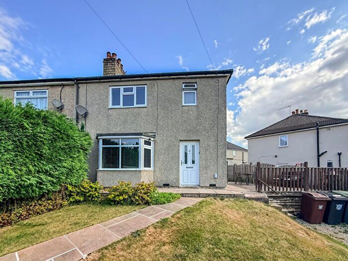 3 Bedroom Semi-Detached House For Sale In Sherwood Road, Buxton, SK17