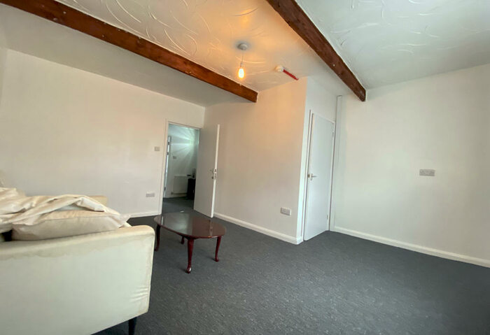 2 Bedroom Apartment To Rent In Dudley Road, Brierley Hill, West Midlands, DY5
