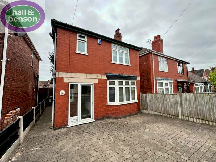 3 Bedroom Property To Rent In Brenden Avenue, Somercotes, Alfreton, DE55