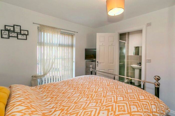 3 Bedroom Semi-Detached House For Sale In Cedar Way, Parkstone, Poole, Dorset, BH12