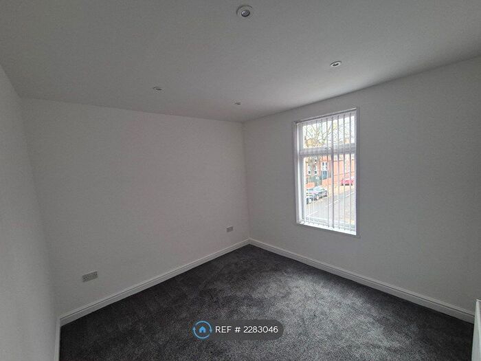 2 Bedroom Flat To Rent In Corporation Road, Darlington, DL3