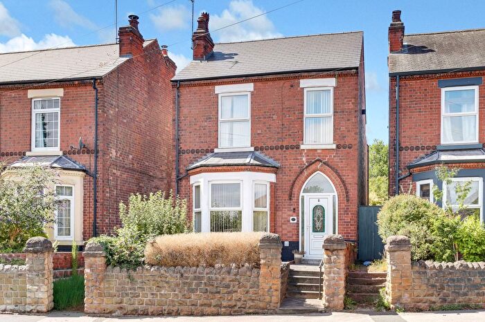 4 Bedroom Detached House For Sale In Gedling Road, Carlton, NG4