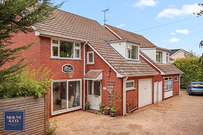 4 Bedroom Detached House For Sale In London Road, Hertford, Hertfordshire, SG13