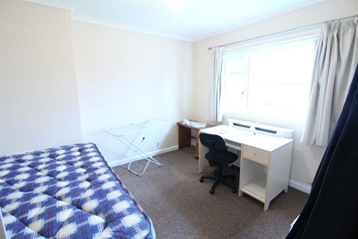 2 Bedroom End Of Terrace House To Rent In **£pppw Excluding Bills** Abbey Bridge, Lenton, NG7