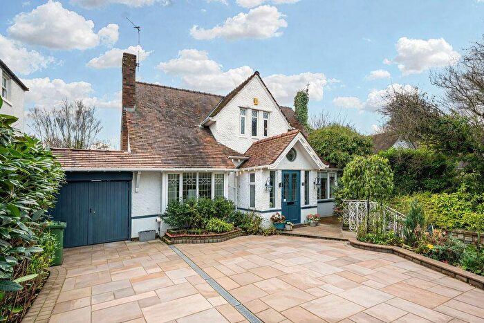 5 Bedroom Detached House To Rent In Golf Open - Gloucester Road, Birkdale - Sleeps, PR8