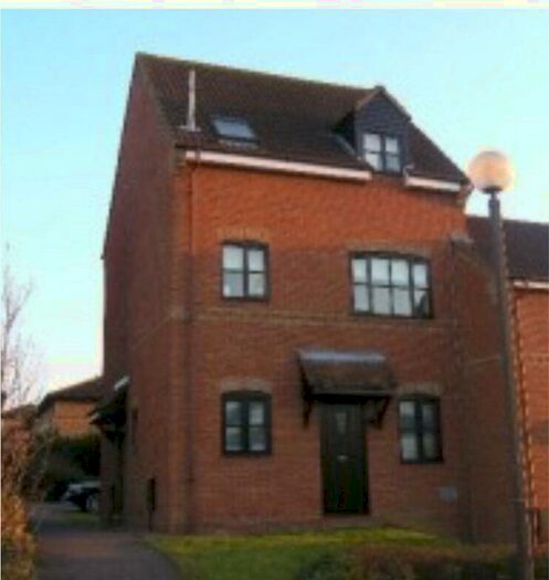 2 Bedroom Maisonette To Rent In Grace Avenue, Oldbrook, Milton Keynes, MK6