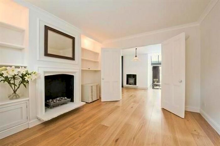 2 Bedroom Terraced House To Rent In Mossop Street, Chelsea, SW3