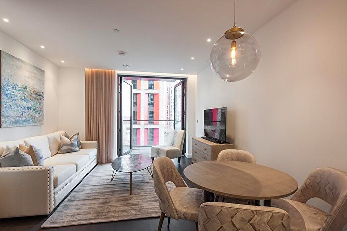 2 Bedroom Flat To Rent In The Residence, Charles Clowes Walk, Nine Elms London, SW11