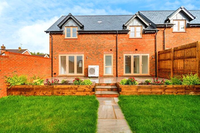 4 Bedroom End Of Terrace House For Sale In Embley Lane, East Wellow, Romsey, SO51