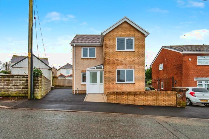 3 Bedroom Detached House For Sale In Culla Road, Trimsaran, Kidwelly, Carmarthenshire, SA17