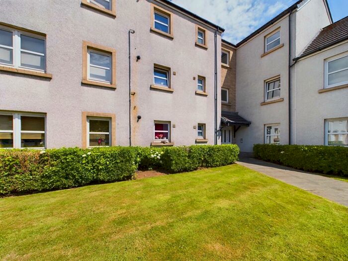 2 Bedroom Flat To Rent In Kirkfield Gardens, Renfrew, PA4