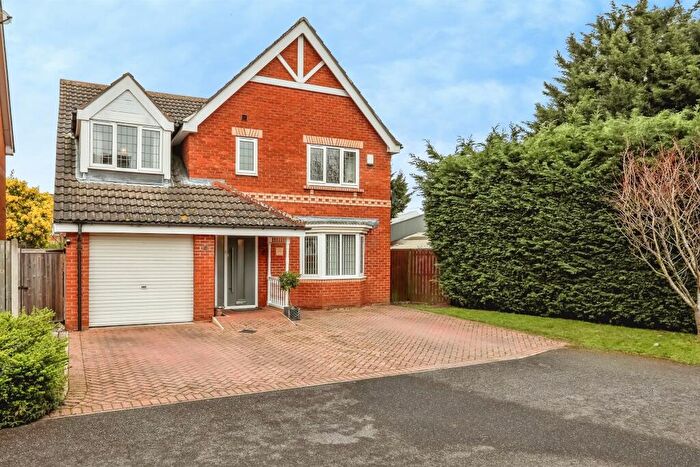 4 Bedroom Detached House For Sale In Sandbeck Court, Bawtry, Doncaster, DN10