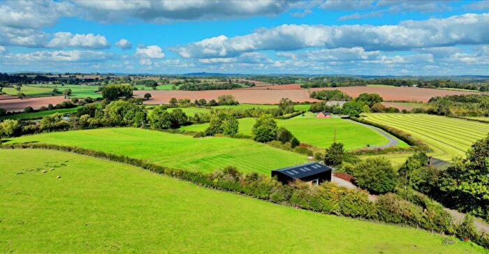 4 Bedroom House To Rent In Shirley View Barn, Marsh Hollow, Hollington, Ashbourne, DE6