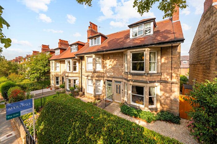 4 Bedroom Terraced House For Sale In Dragon Parade, Harrogate, HG1