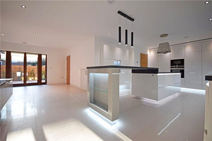 4 Bedroom Detached House To Rent In Hills Avenue, Cambridge, Cambridgeshire, CB1