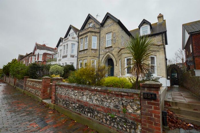 1 Bedroom Flat To Rent In Enys Road, Eastbourne BN21