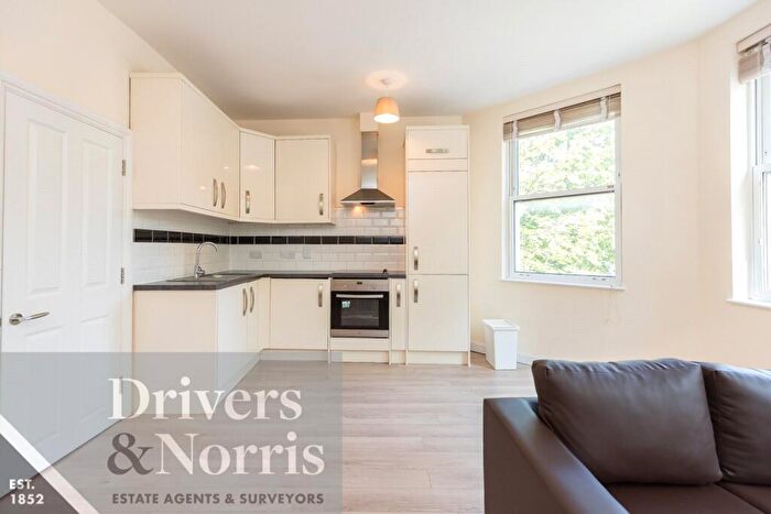 1 Bedroom Apartment To Rent In Holloway Road, Islington, London, N7