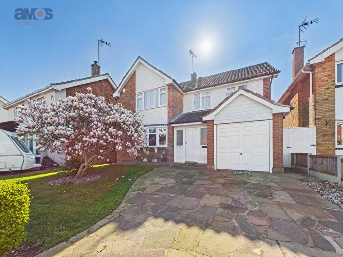 4 Bedroom Detached House For Sale In Greenacres, Hadleigh, Essex, SS7