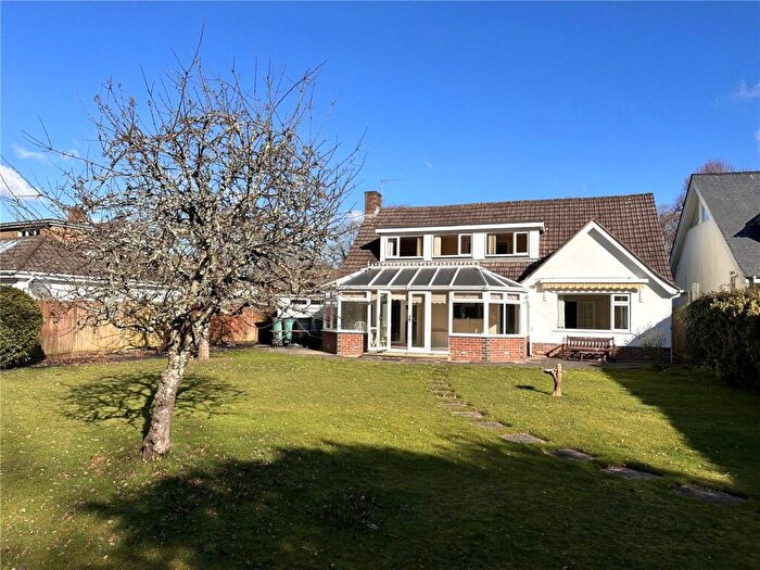 5 Bedroom Detached House For Sale In Rothesay Drive, Highcliffe, Christchurch, BH23