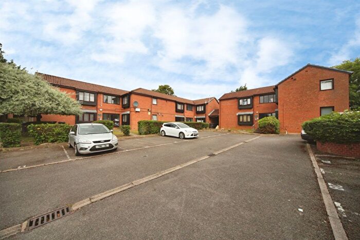 Studio For Sale In Colin Road, Luton, LU2