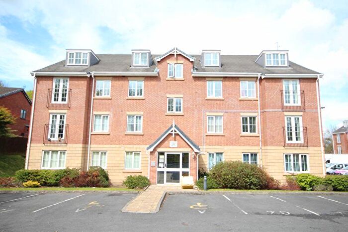 2 Bedroom Apartment To Rent In Canberra Way, Buersil, Rochdale, OL11