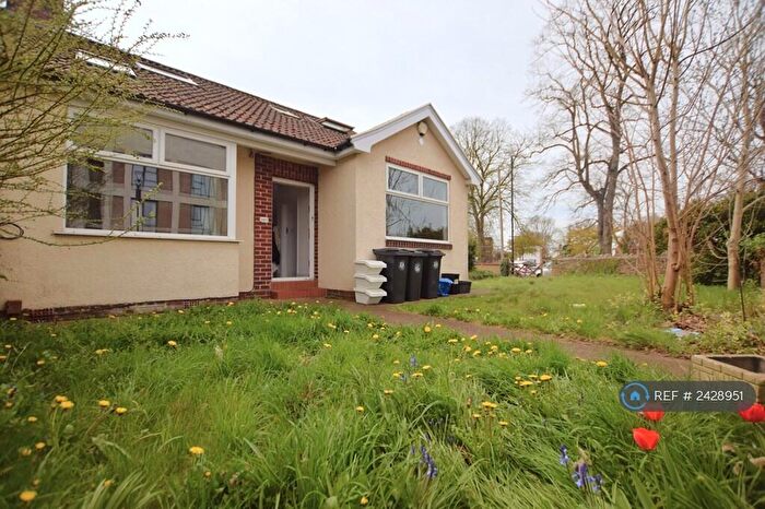 6 Bedroom Detached House To Rent In Manor Road, Bristol, BS16