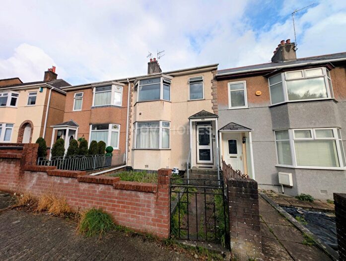 4 Bedroom Terraced House For Sale In Blandford Road, Plymouth, PL3