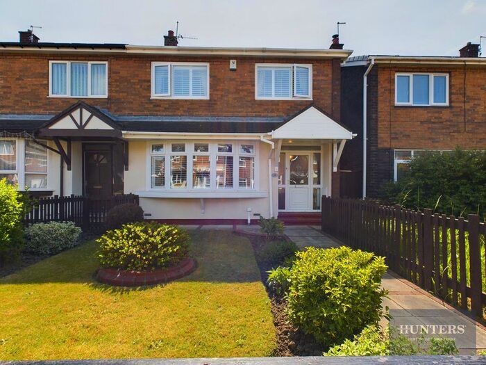 3 Bedroom Semi-Detached House For Sale In Bristol Avenue, Town End Farm, Sunderland, SR5