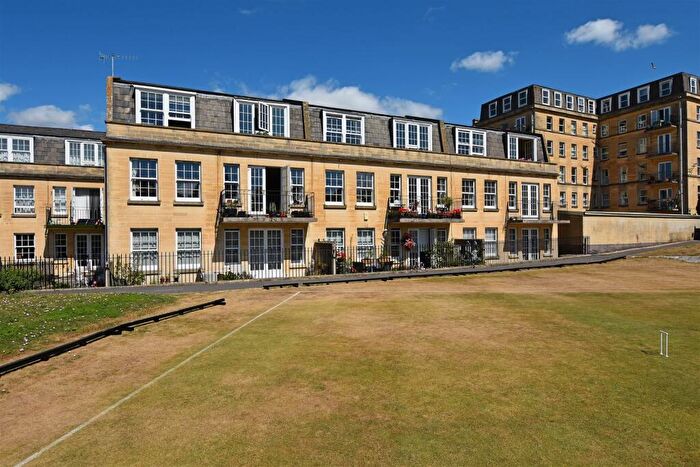 2 Bedroom Apartment For Sale In Gerrard Buildings, Bath, BA2