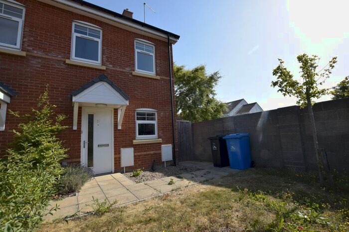 3 Bedroom Semi-Detached House To Rent In Wesley Road, Parkstone, Poole, BH12