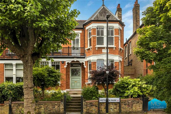 2 Bedroom Apartment To Rent In Methuen Park, Muswell Hill, London, N10