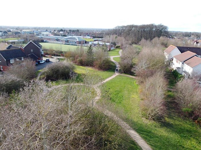 4 Bedroom Detached House For Sale In Wood Ridge Crescent, St. Neots, Cambridgeshire, PE19