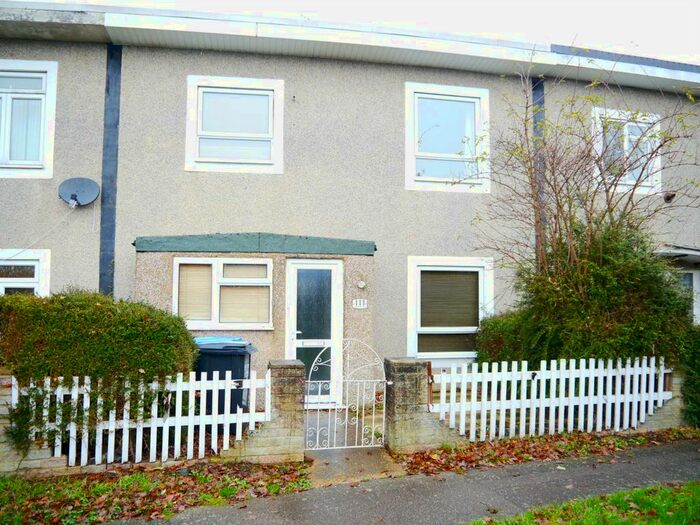 4 Bedroom Property To Rent In Garden Avenue, Hatfield AL10