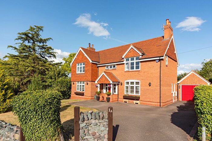 4 Bedroom Detached House For Sale In Smithy Lane, Long Whatton, LE12