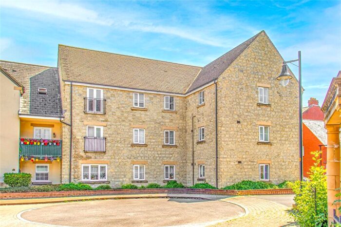 2 Bedroom Apartment To Rent In Deneb Drive, Oakhurst, Swindon, Wiltshire, SN25