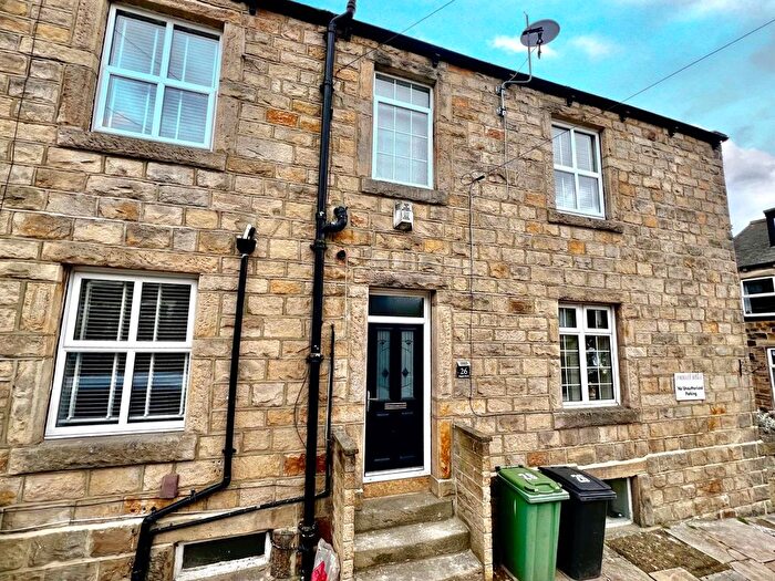 3 Bedroom End Of Terrace House To Rent In Regent Road, Horsforth, Leeds, West Yorkshire, LS18