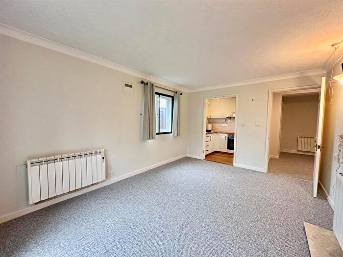 1 Bedroom Flat For Sale In Beam Street, Nantwich, CW5