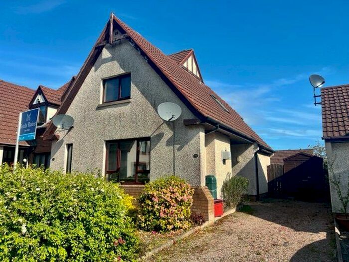 2 Bedroom Detached House To Rent In Greer Park Heights, Belfast, BT8