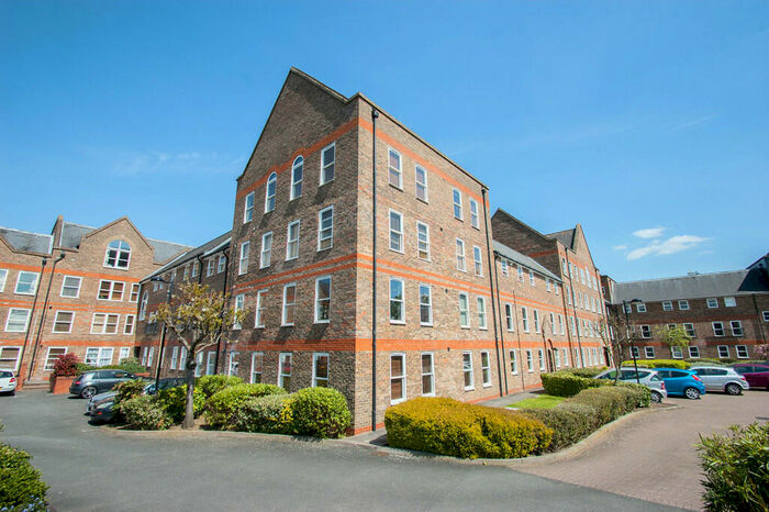 2 Bedroom Apartment To Rent In Station Road, Ware, SG12