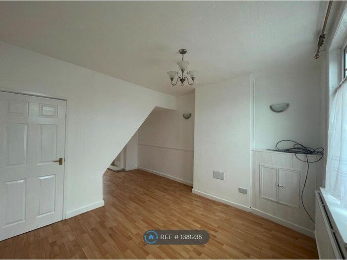 2 Bedroom Terraced House To Rent In Henry Street, Crewe, CW1