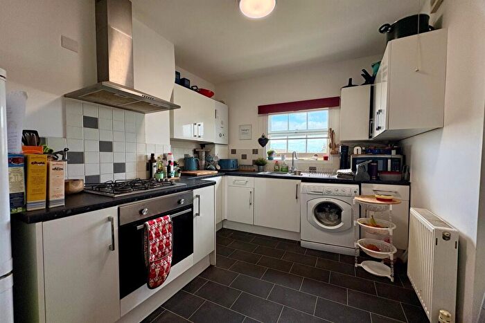 2 Bedroom Flat To Rent In Weymouth, DT4