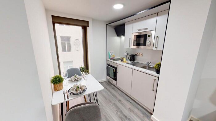 1 Bedroom Apartment To Rent In Drury Lane, - Drury Lane, Liverpool, L2