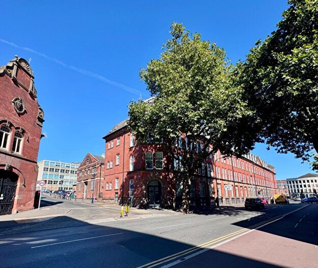 1 Bedroom Apartment To Rent In Castle Edge, City Centre, NG7