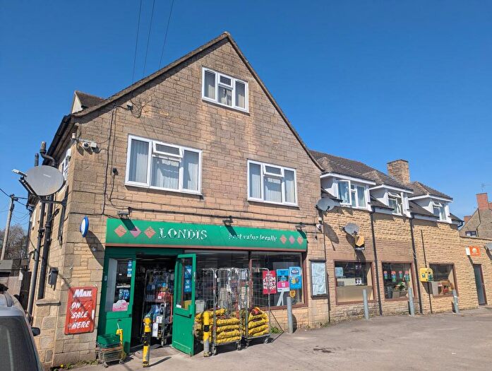 2 Bedroom Flat To Rent In Sturt Road, Charlbury, OX7