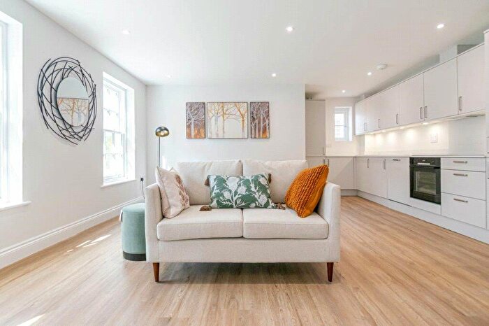 2 Bedroom Apartment For Sale In Abbots Gate, Laundry Lane, Bury St Edmunds, Suffolk, IP33