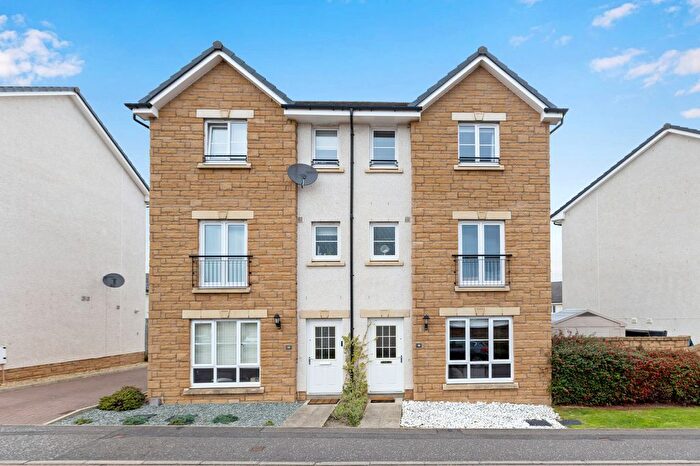 5 Bedroom Town House For Sale In South Chesters Medway, Bonnyrigg, EH19