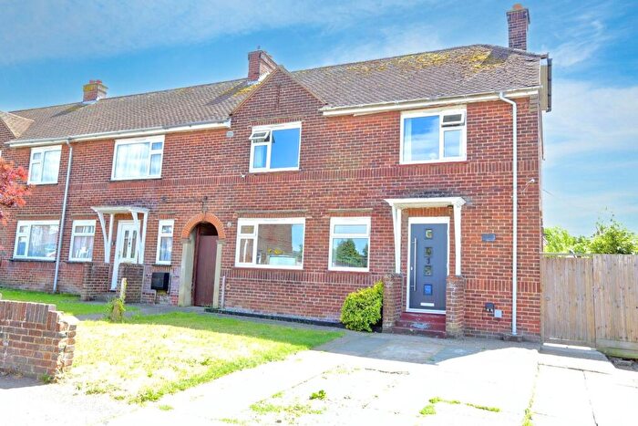 3 Bedroom End Of Terrace House For Sale In Millfield Road, Faversham, ME13